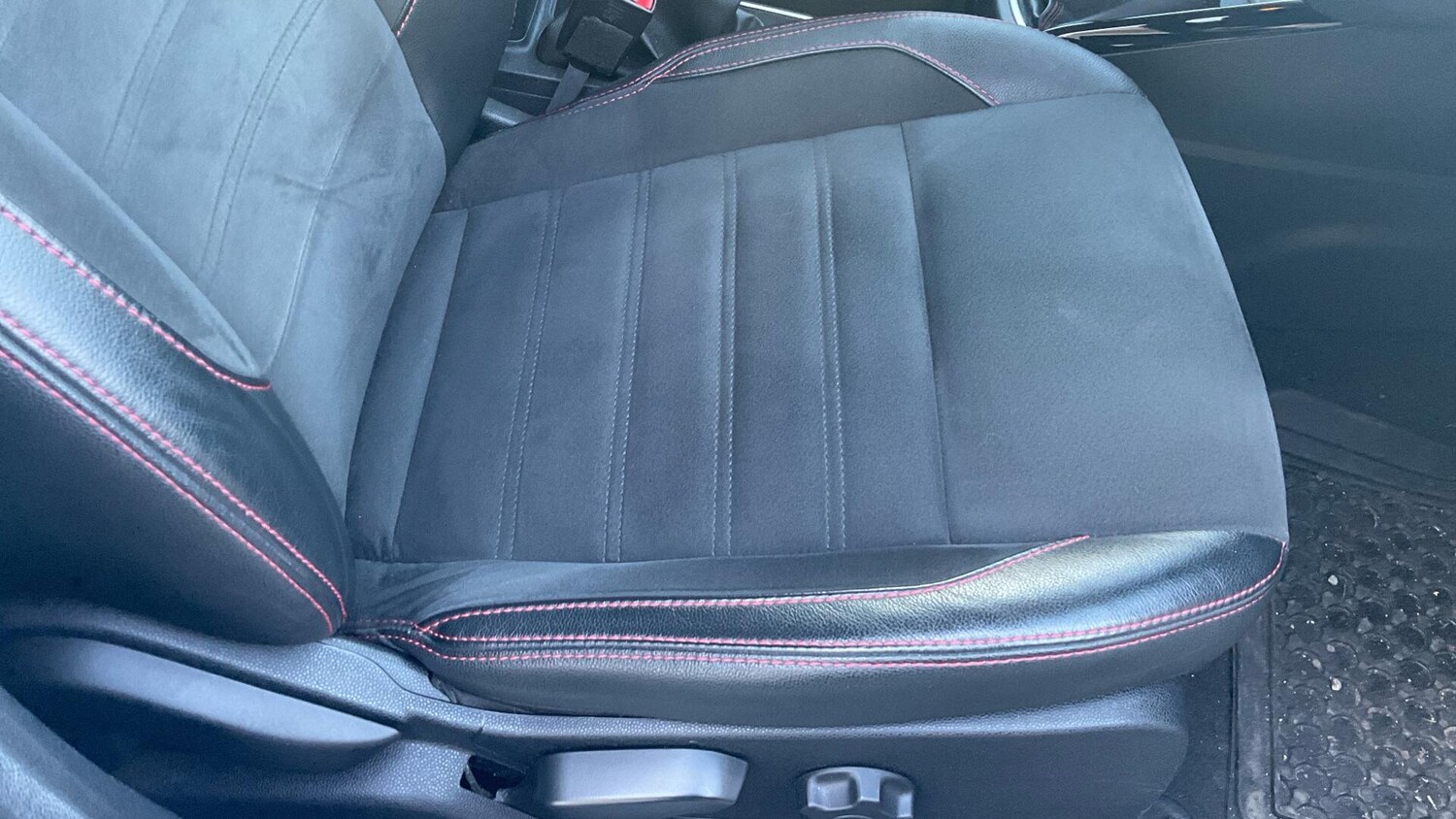 Used Ford Ecosport for sale - 77587374: Photo 34