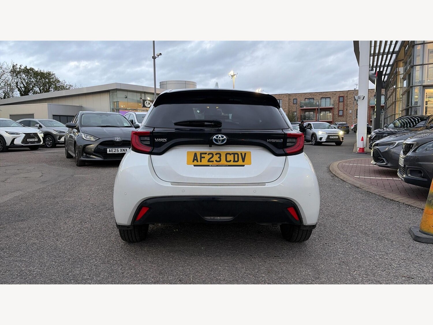 Used Toyota Yaris 2023 for sale - 76472766: Photo 21