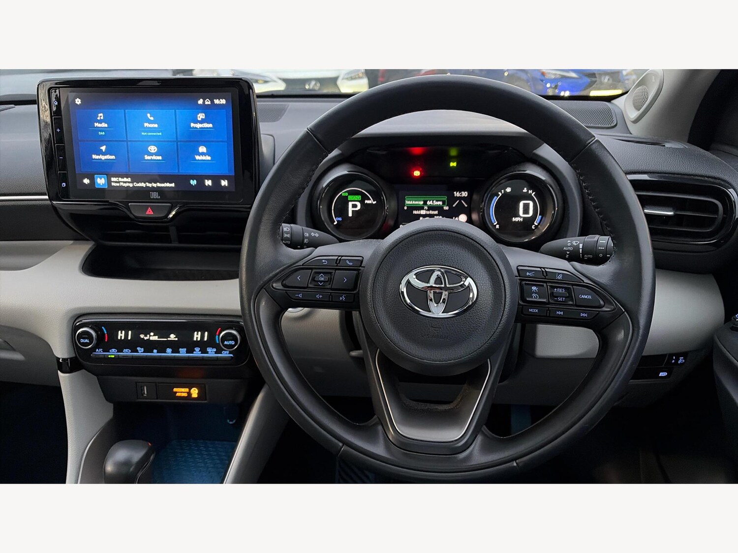 Used Toyota Yaris 2023 for sale - 76472766: Photo 8