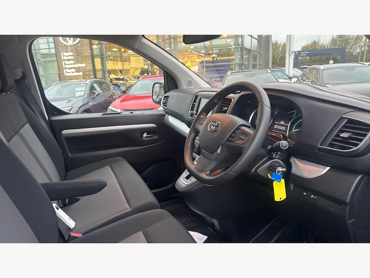 Used Toyota PROACE CITY Verso 2024 for sale - 76269836: Photo 13