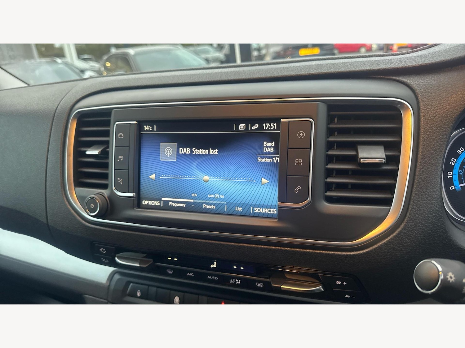 Used Toyota PROACE CITY Verso 2024 for sale - 76269836: Photo 9