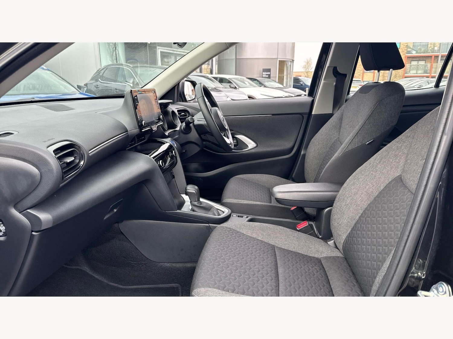Used Toyota Yaris Cross 2024 for sale - 78087201: Photo 12