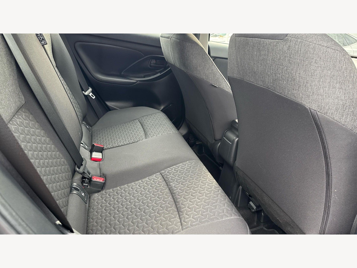 Used Toyota Yaris Cross 2024 for sale - 78087201: Photo 14