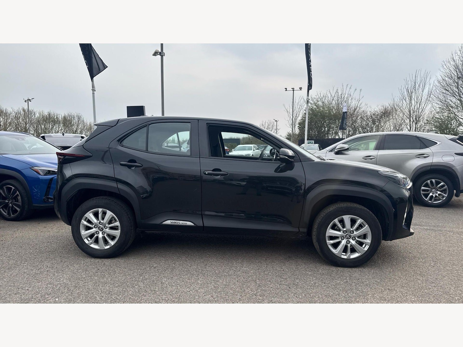 Used Toyota Yaris Cross 2024 for sale - 78087201: Photo 18