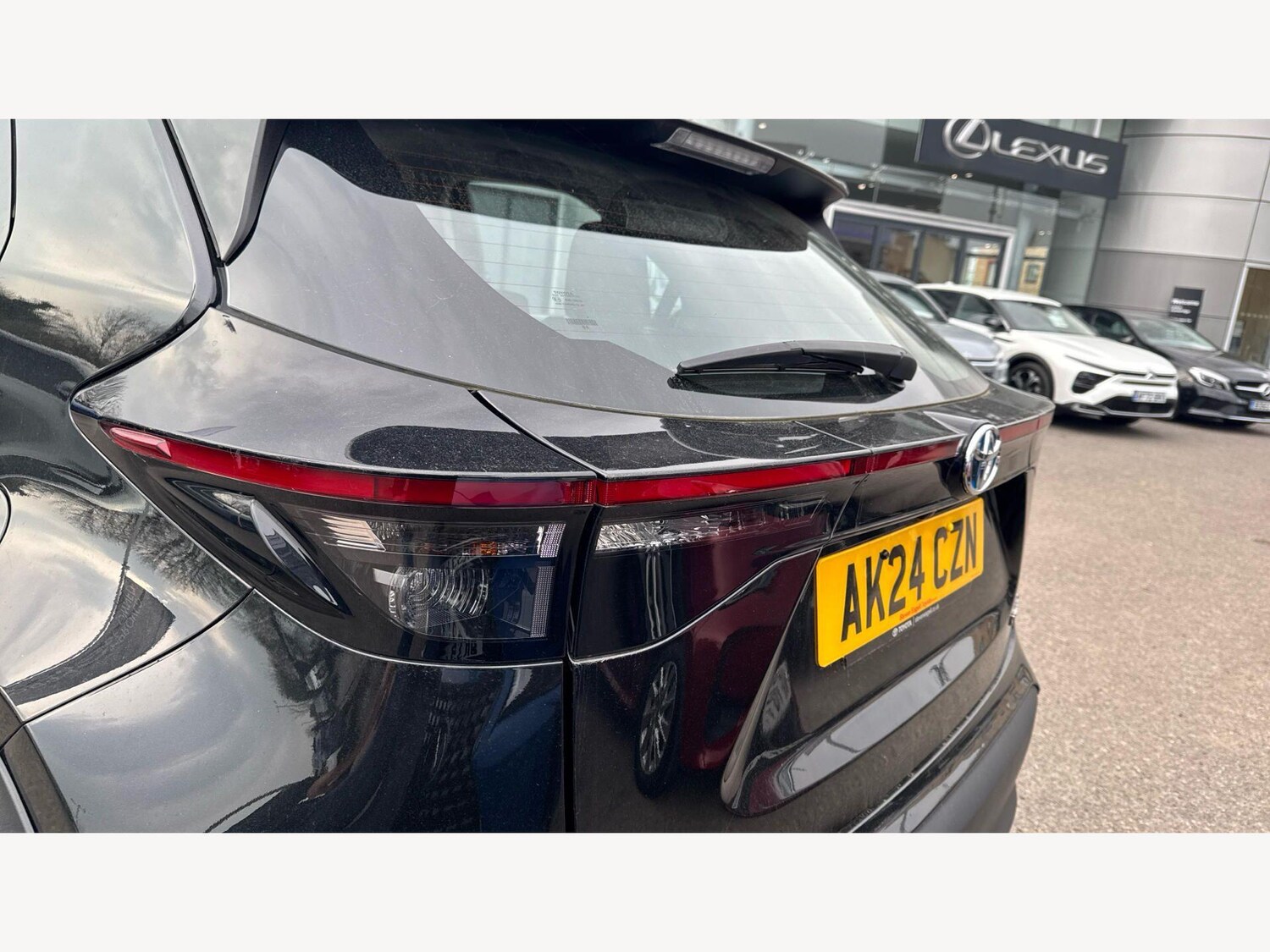 Used Toyota Yaris Cross 2024 for sale - 78087201: Photo 28