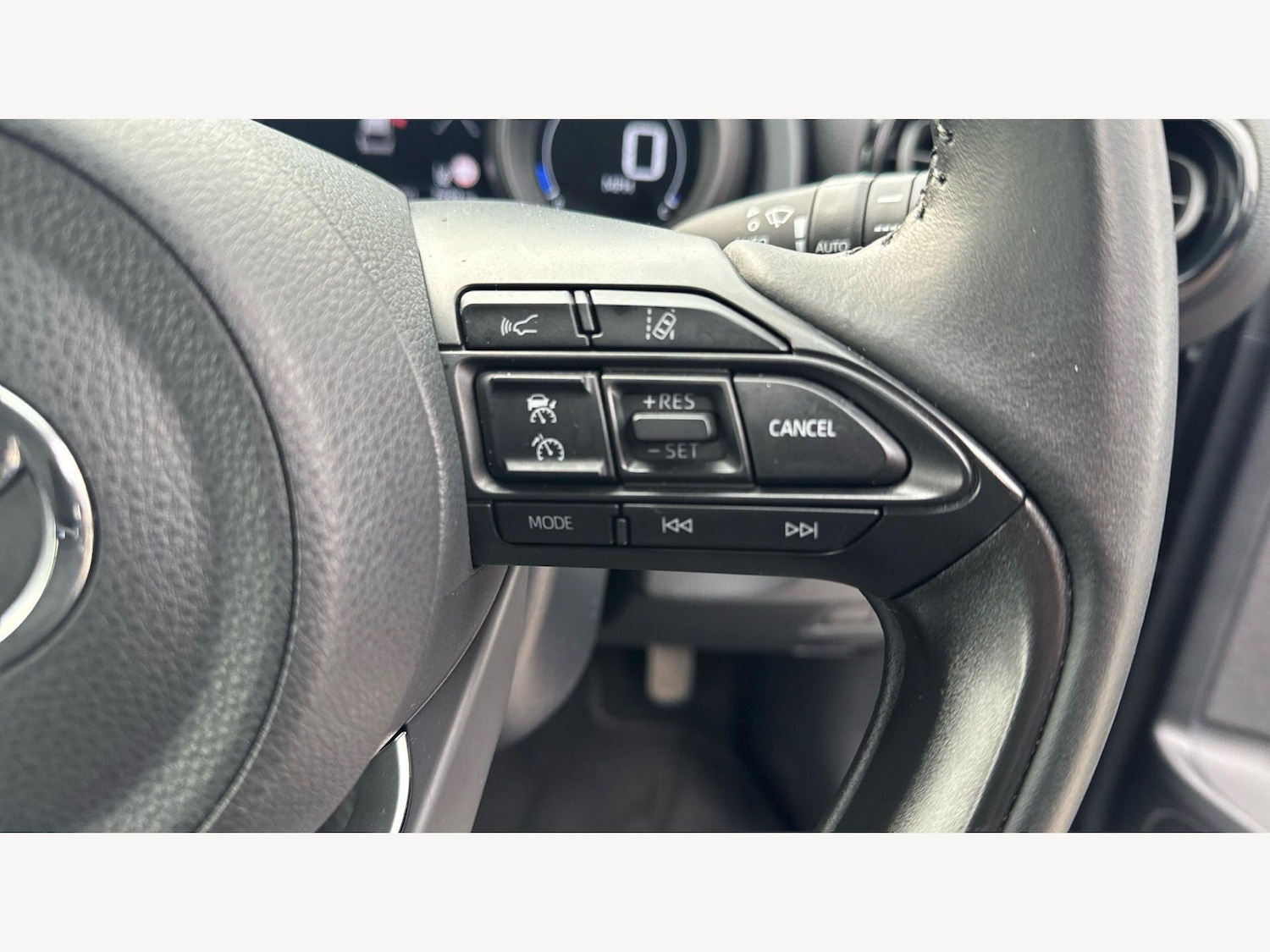 Used Toyota Yaris Cross 2024 for sale - 78087201: Photo 34