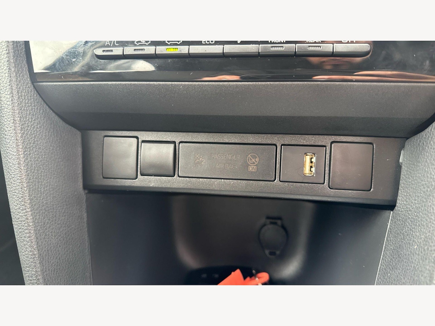 Used Toyota Yaris Cross 2024 for sale - 78087201: Photo 40