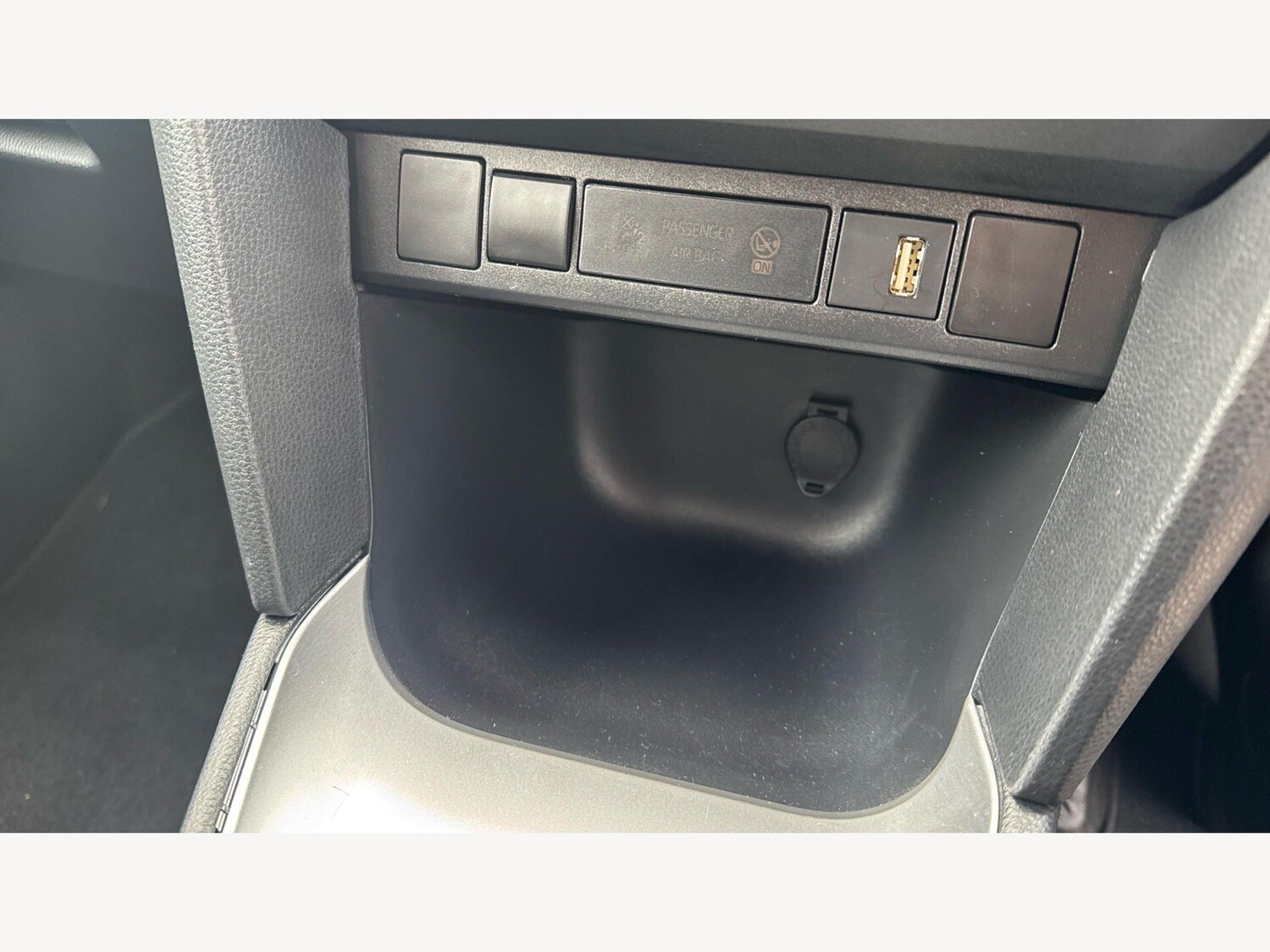 Used Toyota Yaris Cross 2024 for sale - 78087201: Photo 41