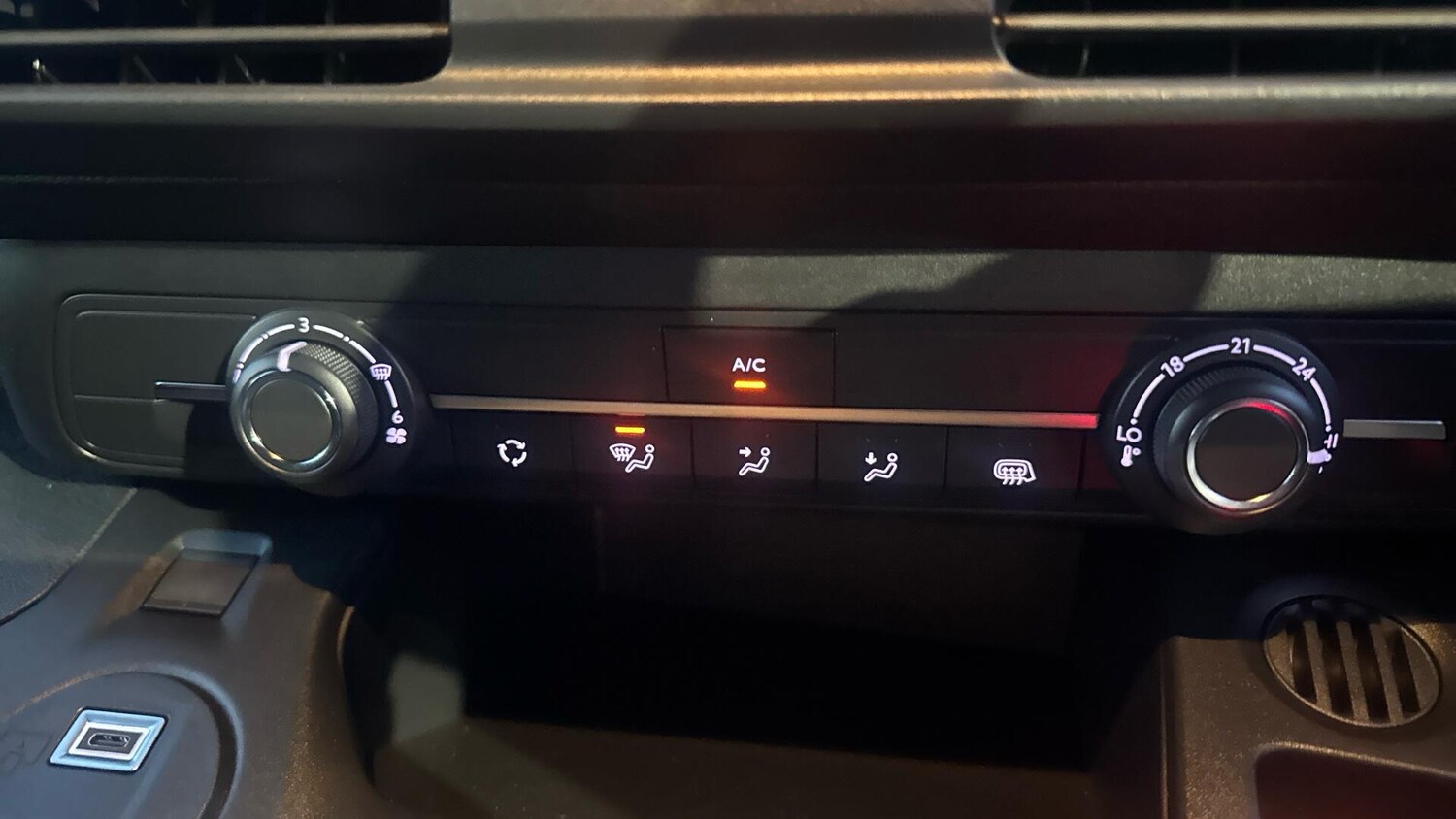 Used Toyota ProAce 2025 for sale - 77598076: Photo 35