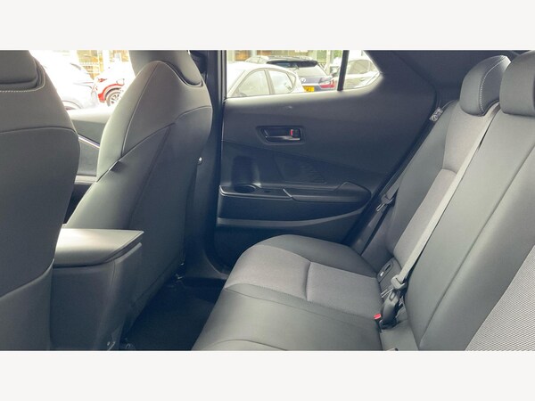 Used Toyota C-HR 2025 for sale - 76326917: Photo 15