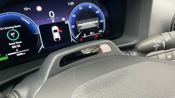 Used Toyota C-HR 2025 for sale - 76326917: Photo 38