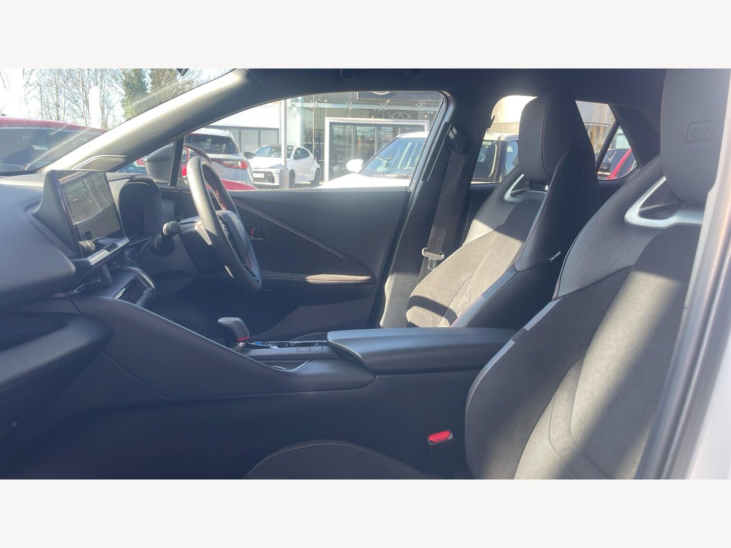 Used Toyota C-HR 2024 for sale - 78006355: Photo 12