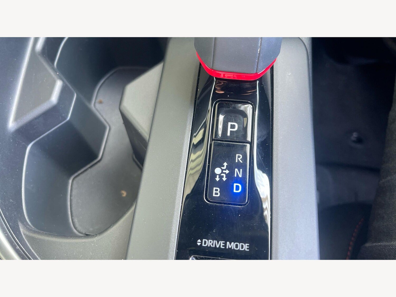 Used Toyota C-HR 2024 for sale - 78006355: Photo 25