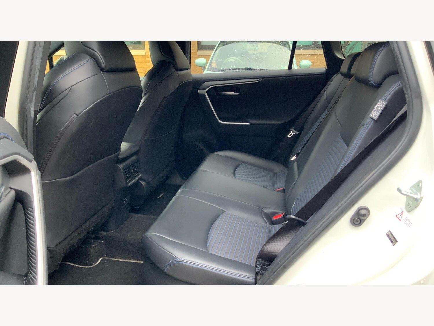 Used Toyota RAV4 2020 for sale - 76866582: Photo 15