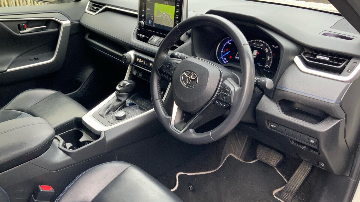 Used Toyota RAV4 2020 for sale - 76866582: Photo 34