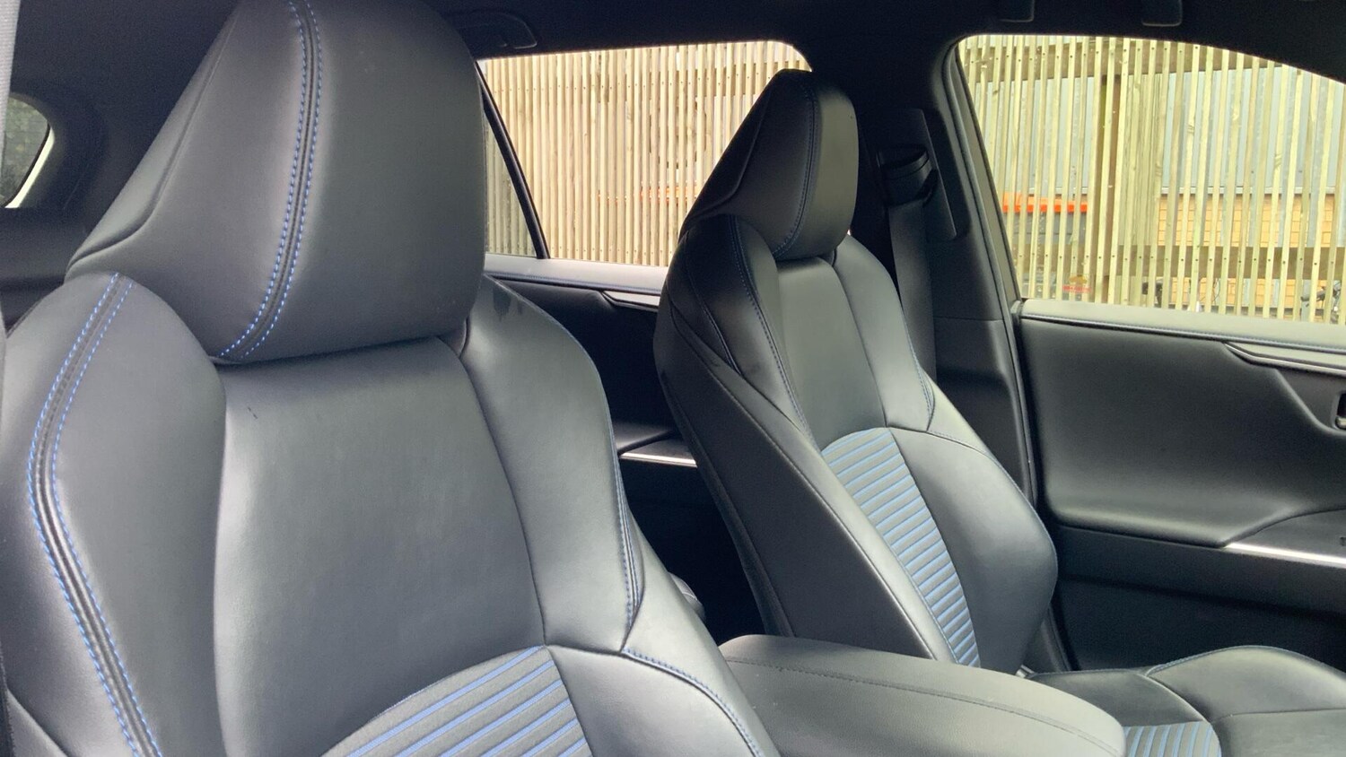 Used Toyota RAV4 2020 for sale - 76866582: Photo 38