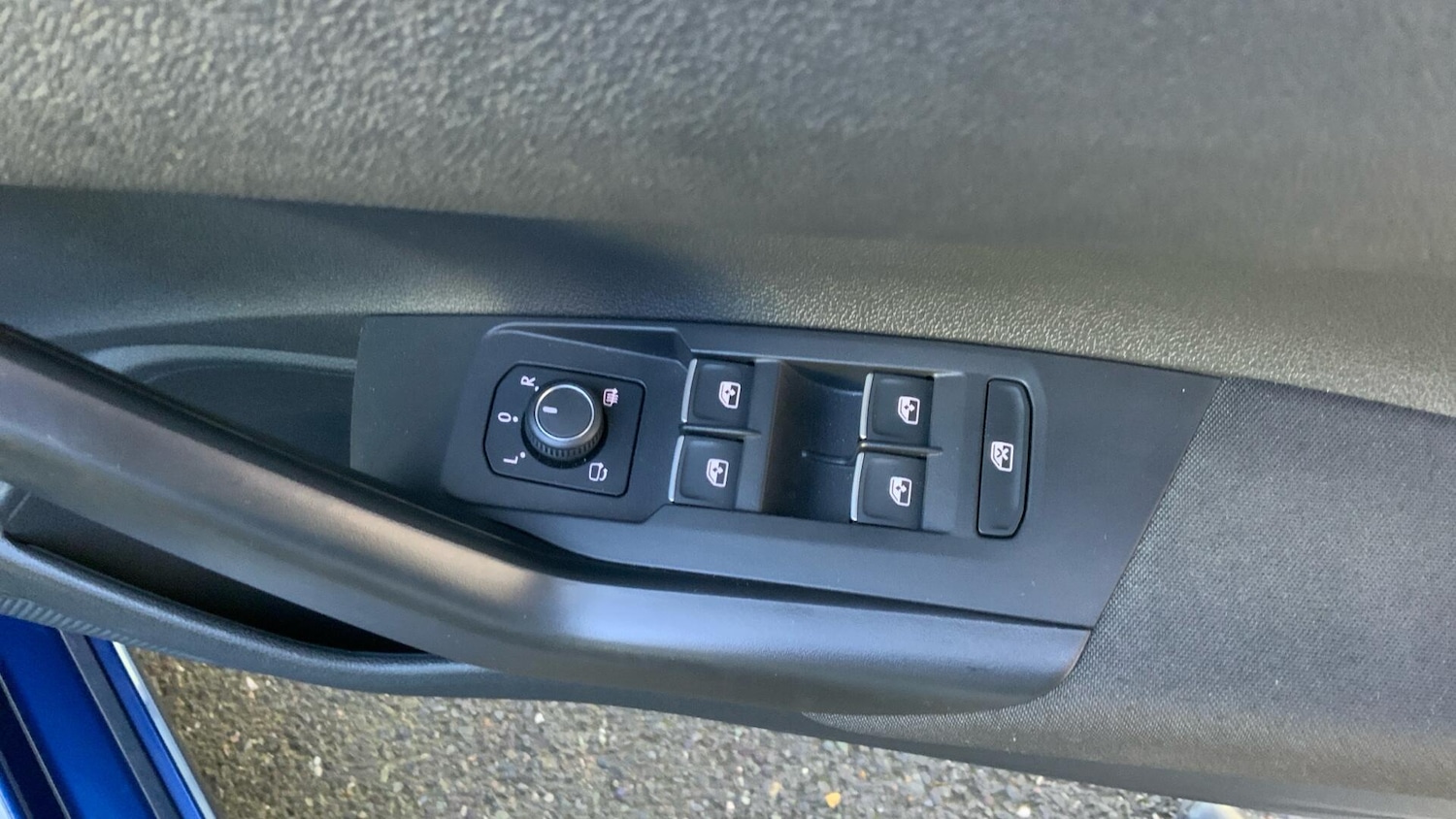 Used Volkswagen Taigo 2024 for sale - 77057155: Photo 35