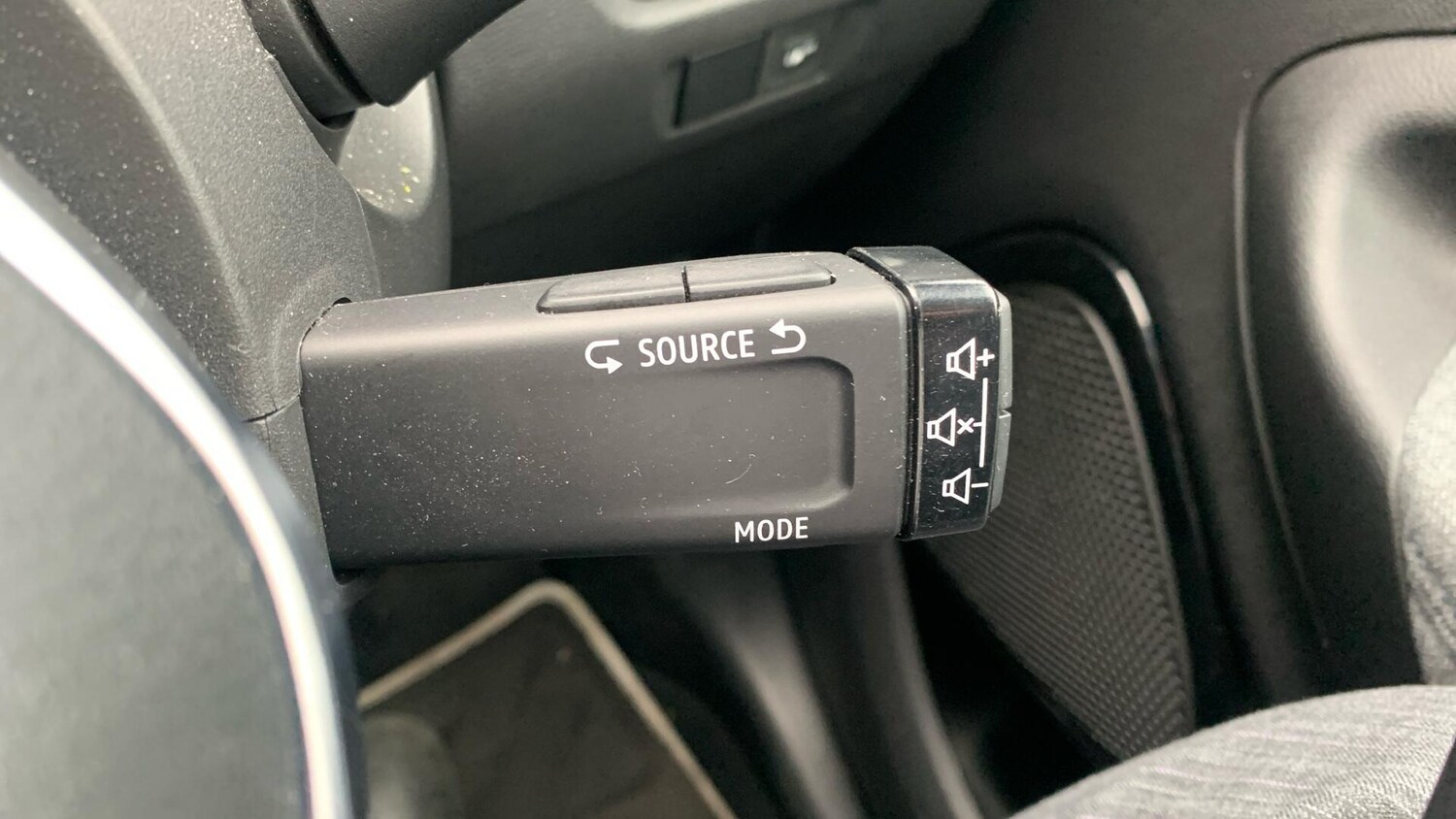 Used Renault Zoe 2021 for sale - 76620051: Photo 34