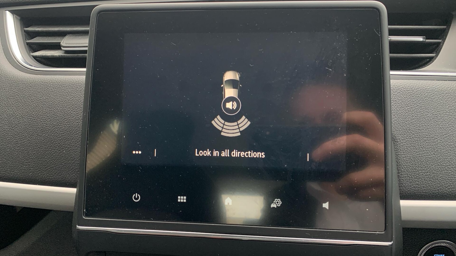 Used Renault Zoe 2021 for sale - 76620051: Photo 43