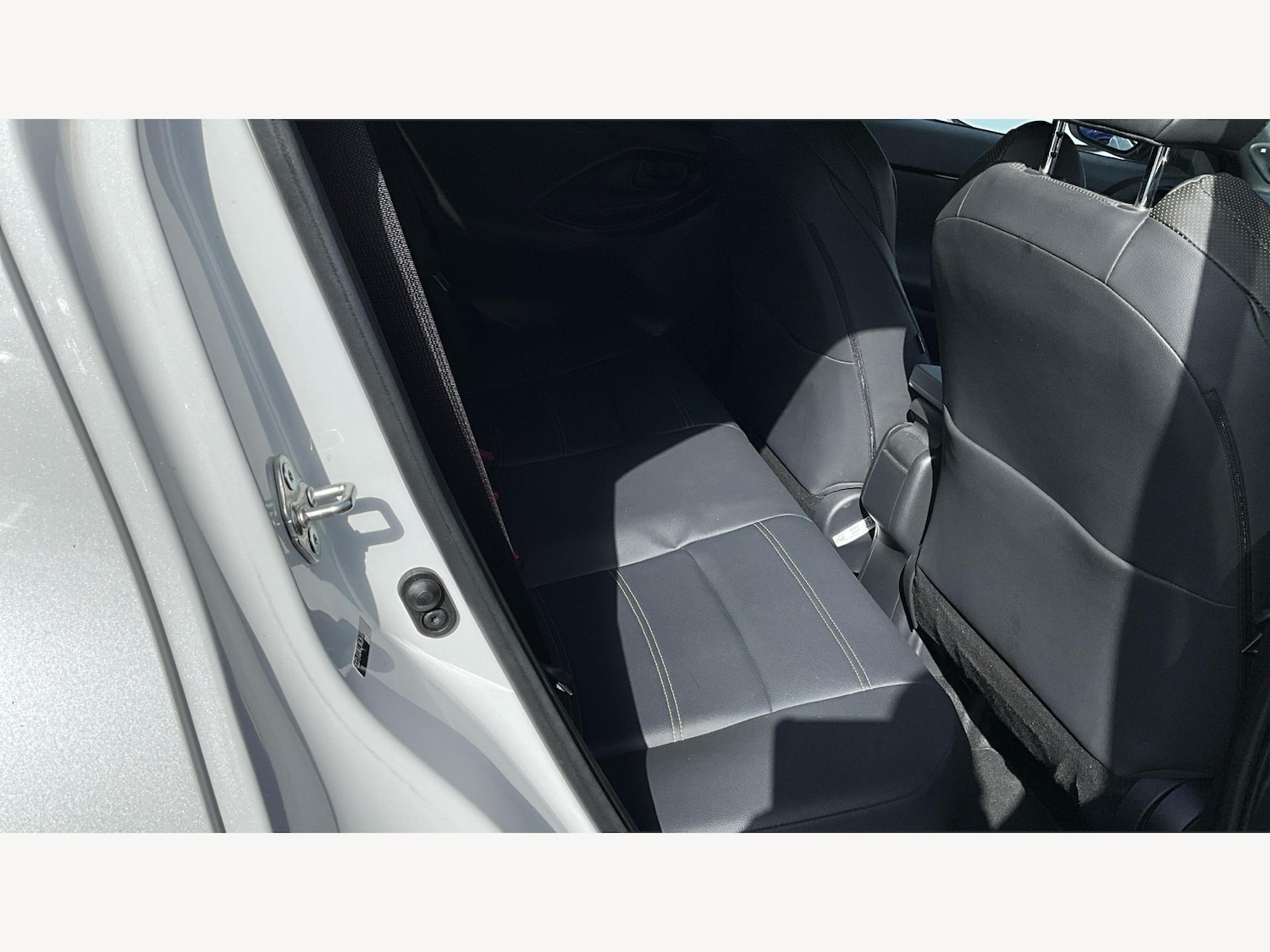 Used Toyota Yaris Cross 2022 for sale - 75977631: Photo 14