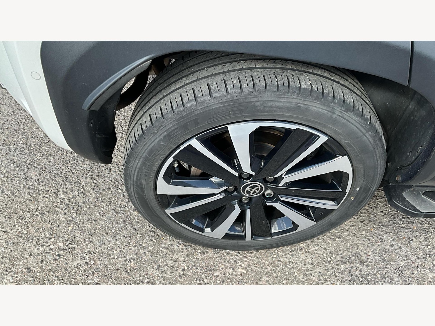 Used Toyota Yaris Cross 2022 for sale - 75977631: Photo 27