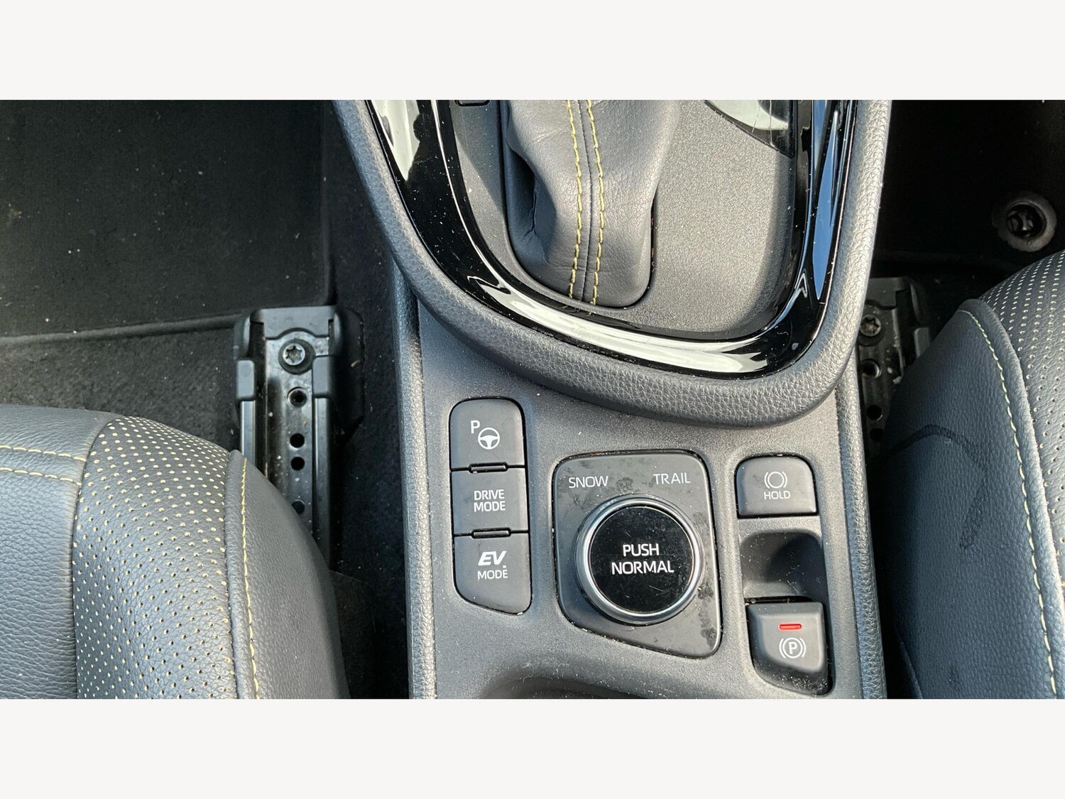 Used Toyota Yaris Cross 2022 for sale - 75977631: Photo 41
