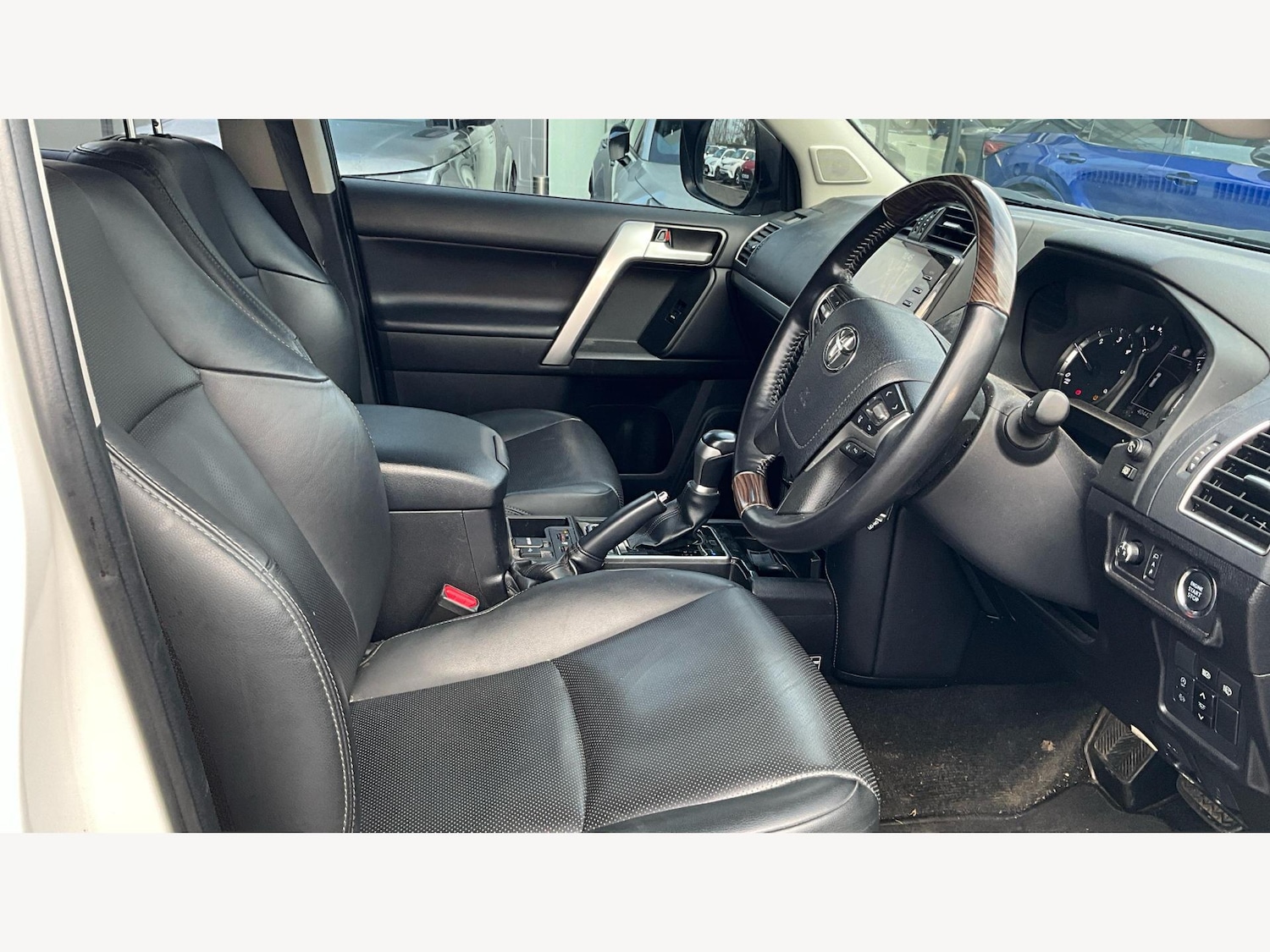 Used Toyota Land Cruiser 2021 for sale - 77230022: Photo 13