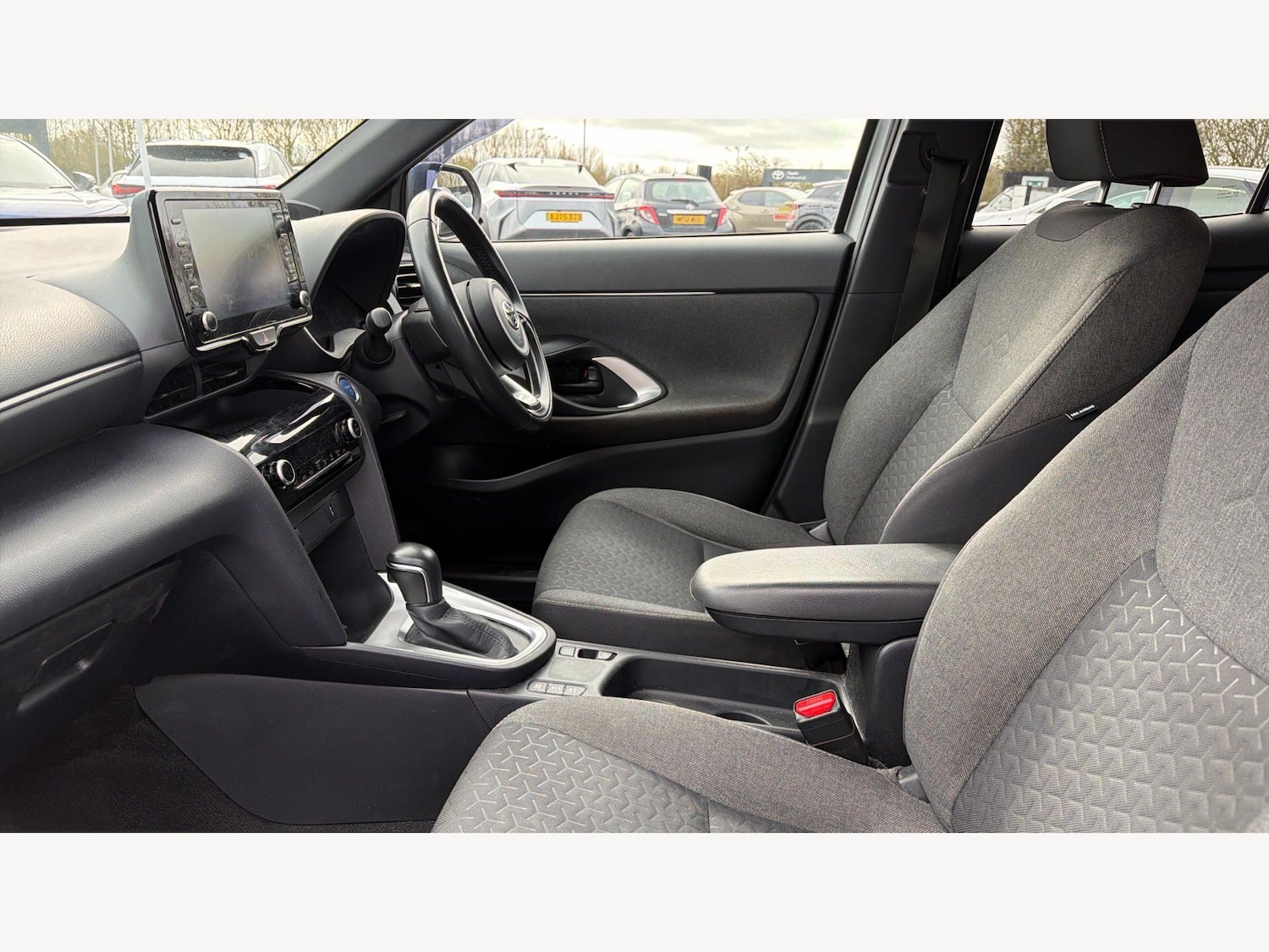 Used Toyota Yaris Cross 2022 for sale - 78087182: Photo 12