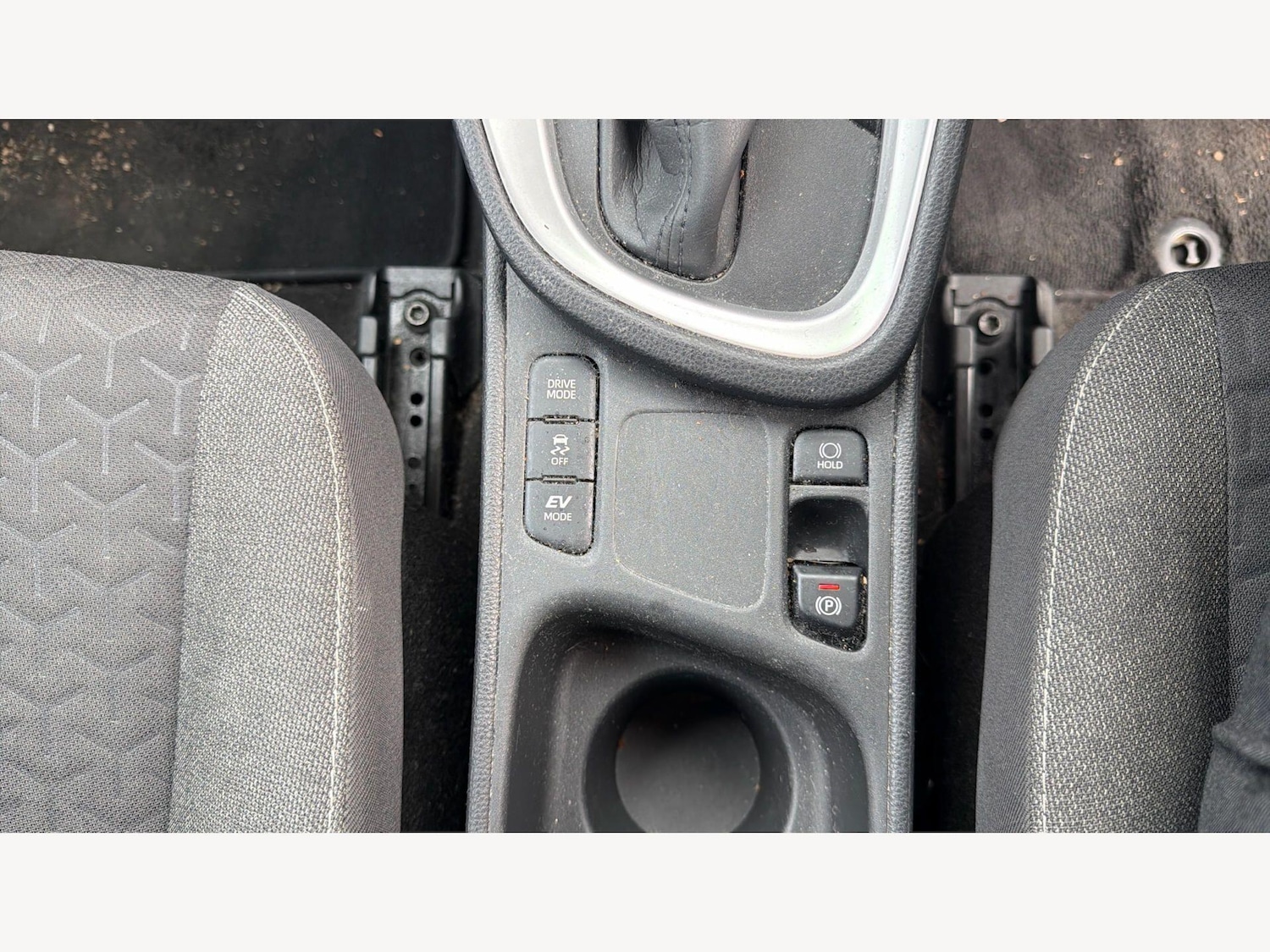 Used Toyota Yaris Cross 2022 for sale - 78087182: Photo 39