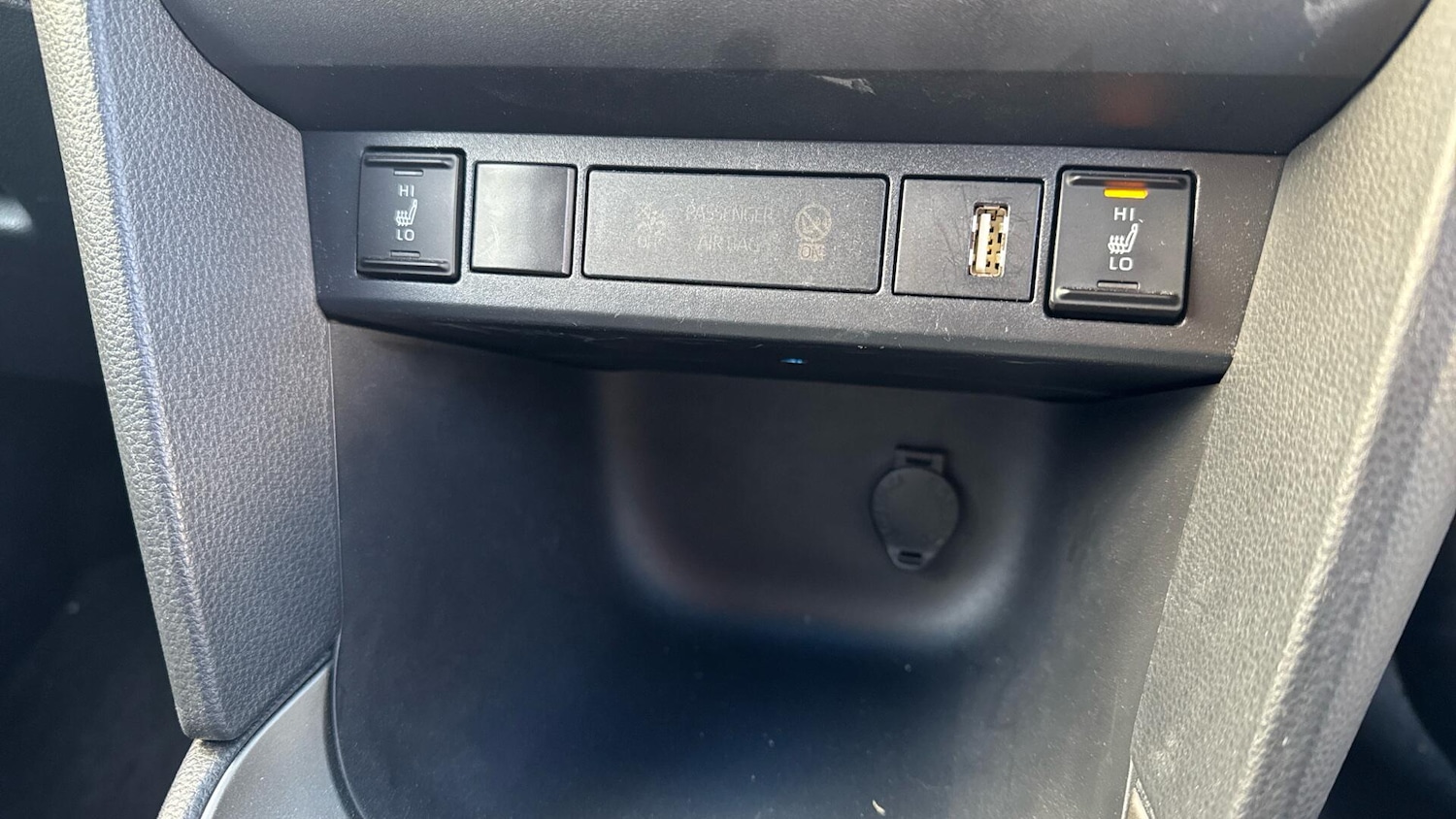 Used Toyota Yaris Cross 2023 for sale - 76865933: Photo 42