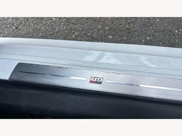Used Toyota Yaris 2023 for sale - 74990357: Photo 36