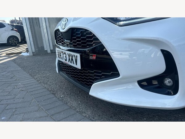 Used Toyota Yaris 2023 for sale - 74990357: Photo 42