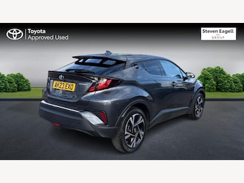 Used Toyota C-HR 2023 for sale - 78362196: Photo