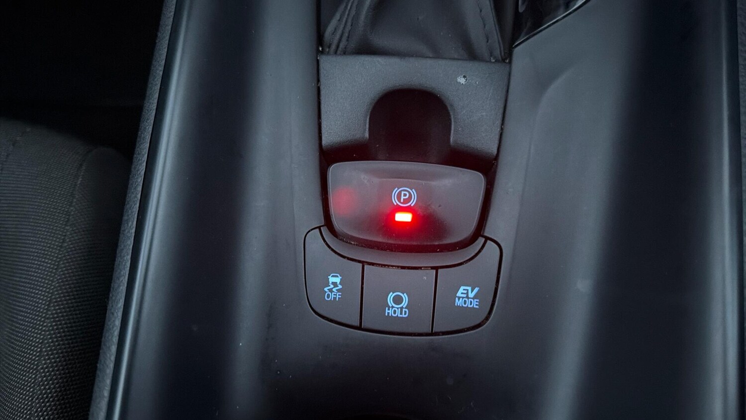 Used Toyota C-HR 2022 for sale - 77175054: Photo 41