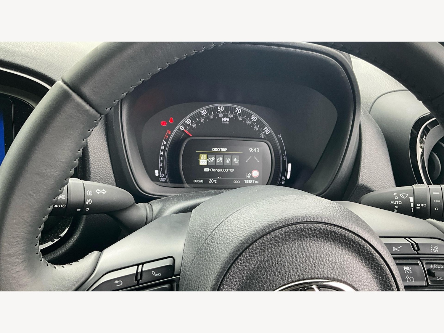 Used Toyota Aygo X 2022 for sale - 76398704: Photo 11
