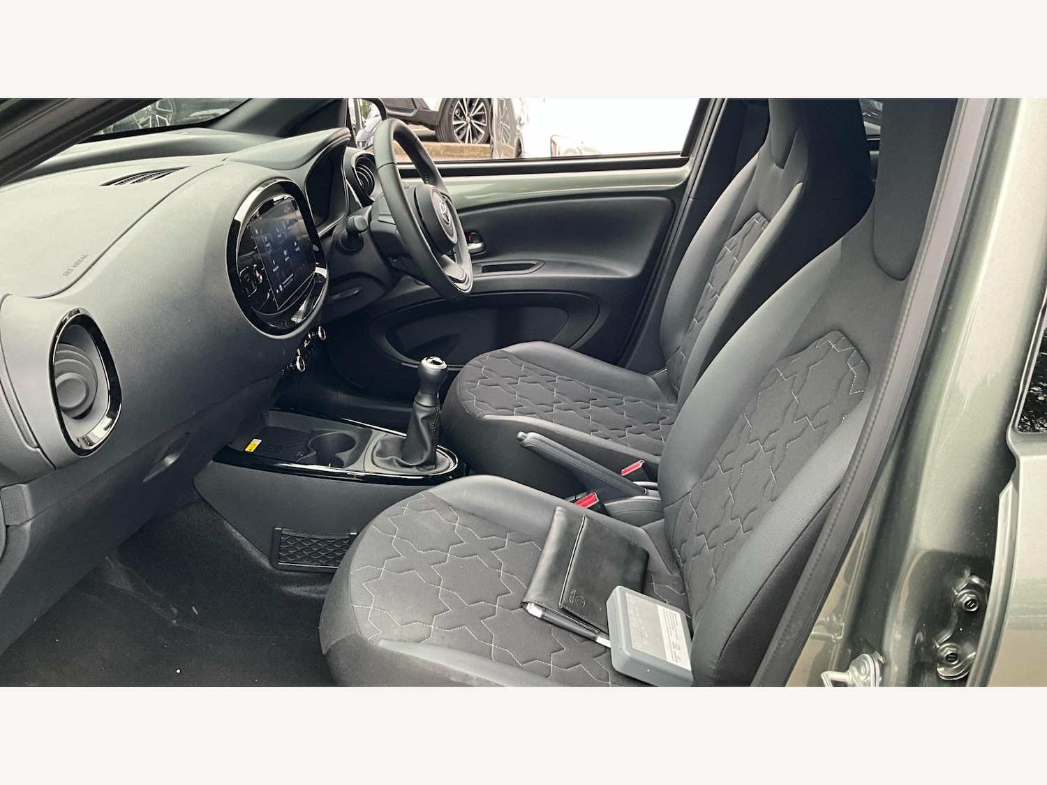 Used Toyota Aygo X 2022 for sale - 76398704: Photo 12