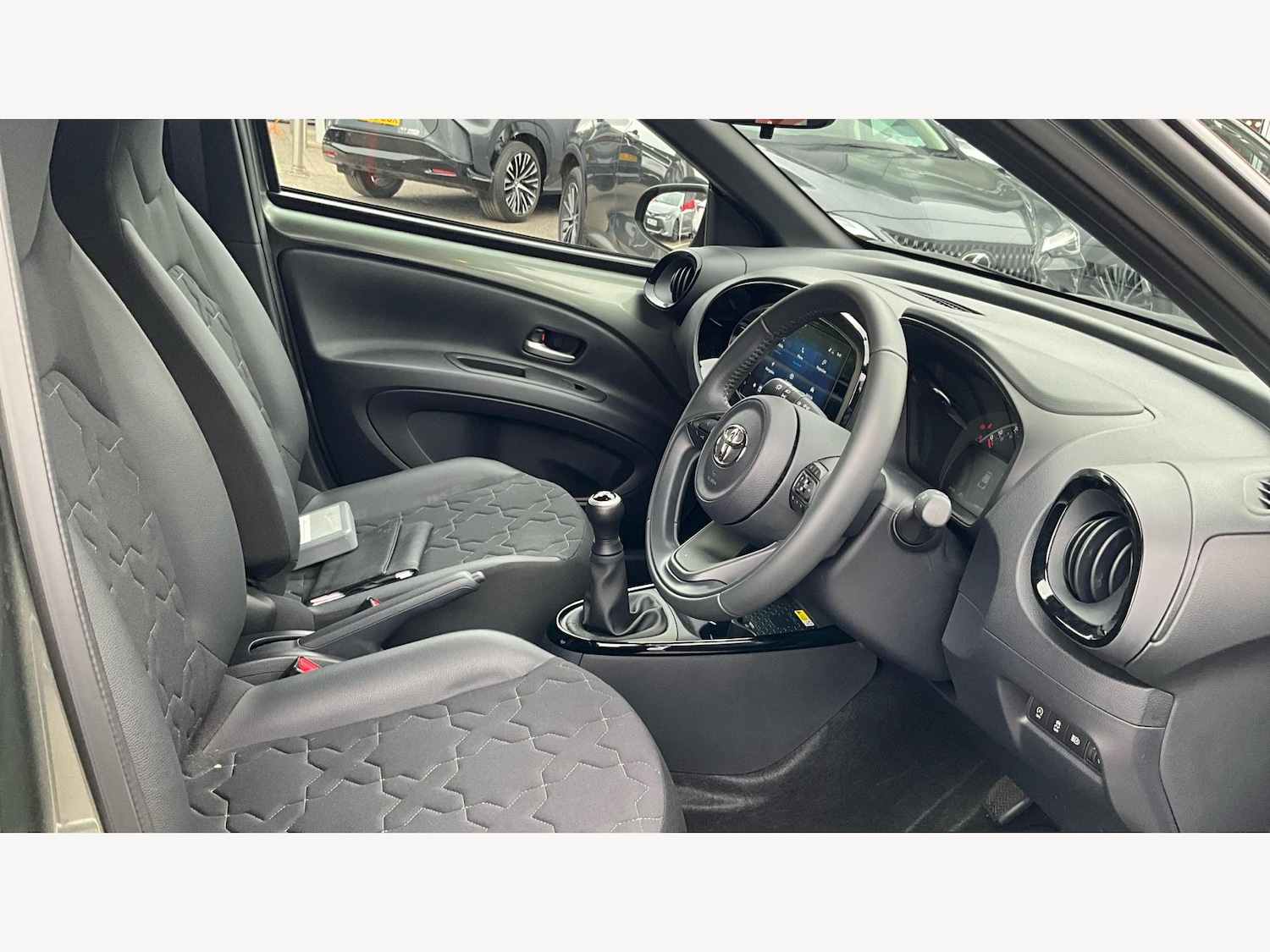 Used Toyota Aygo X 2022 for sale - 76398704: Photo 13