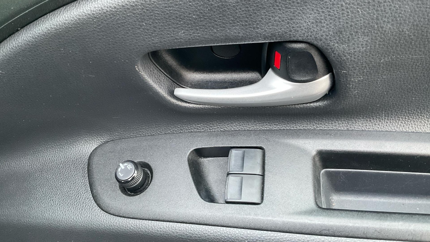 Used Toyota Aygo X for sale - 77925904: Photo 37