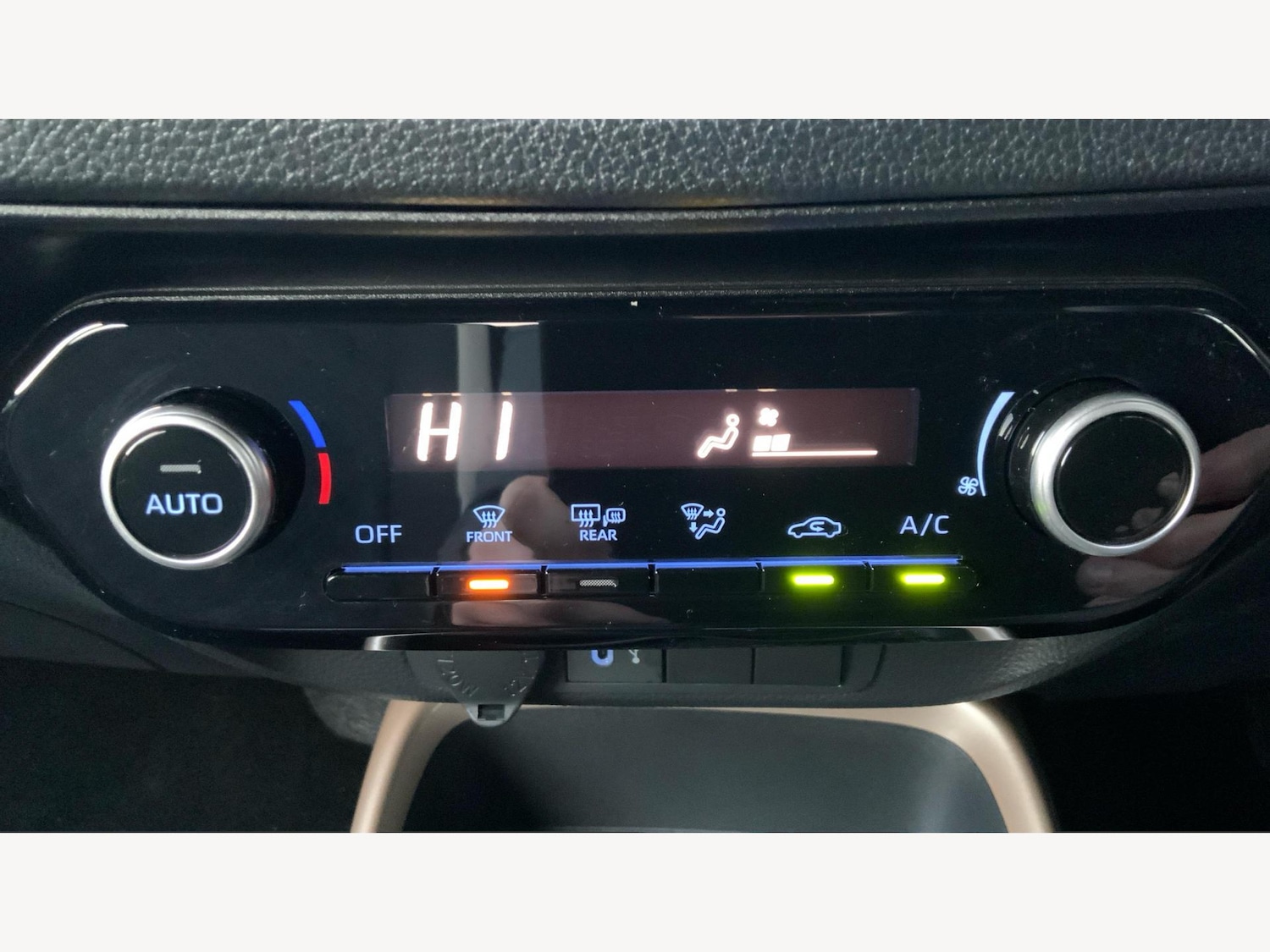 Used Toyota Aygo X 2024 for sale - 76398189: Photo 14