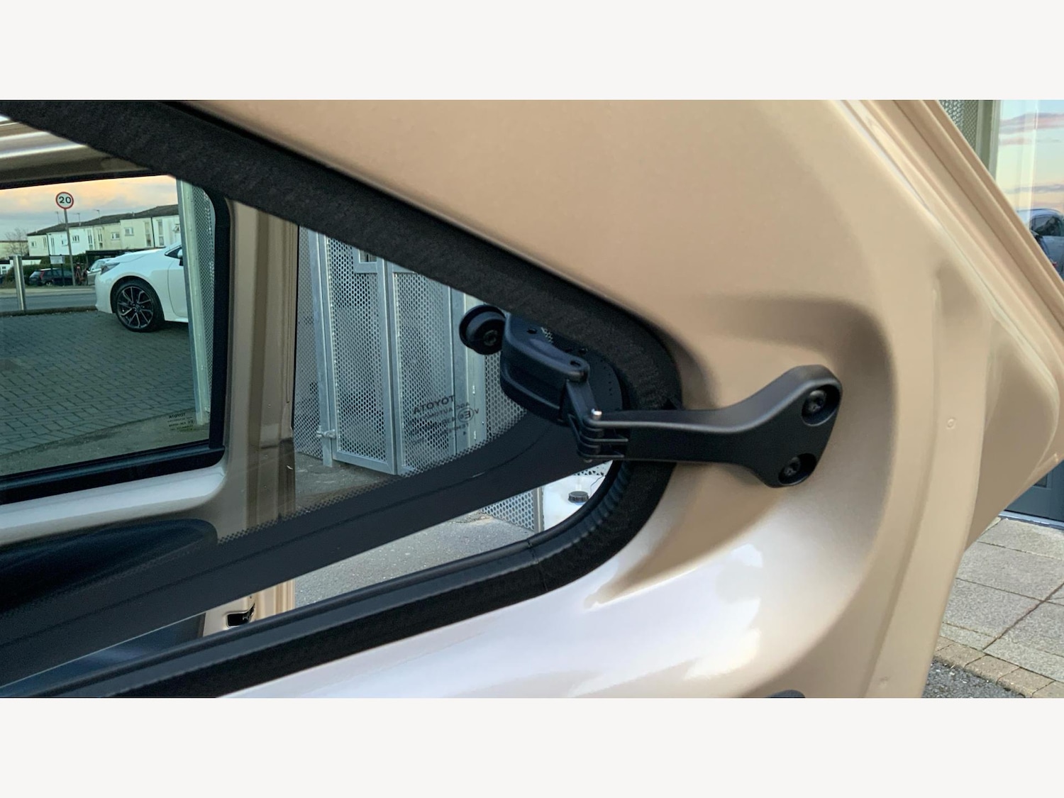 Used Toyota Aygo X 2024 for sale - 76398189: Photo 42