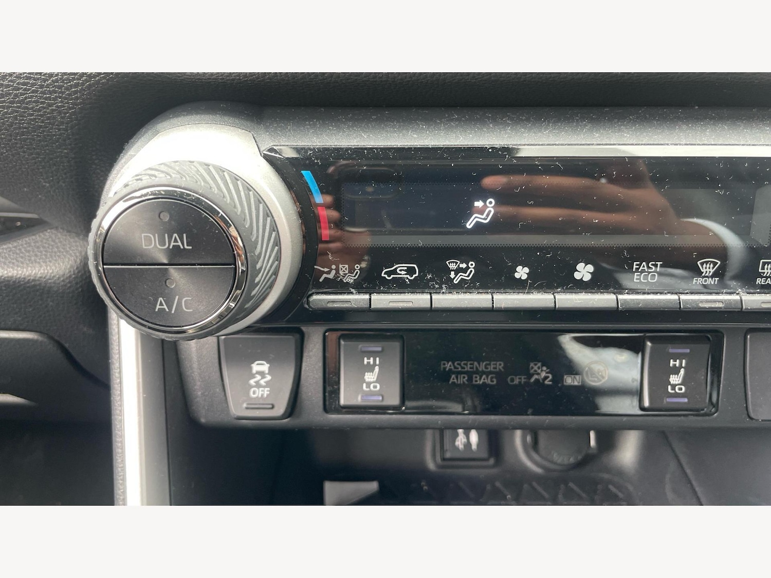 Used Toyota RAV4 2019 for sale - 76688929: Photo 33