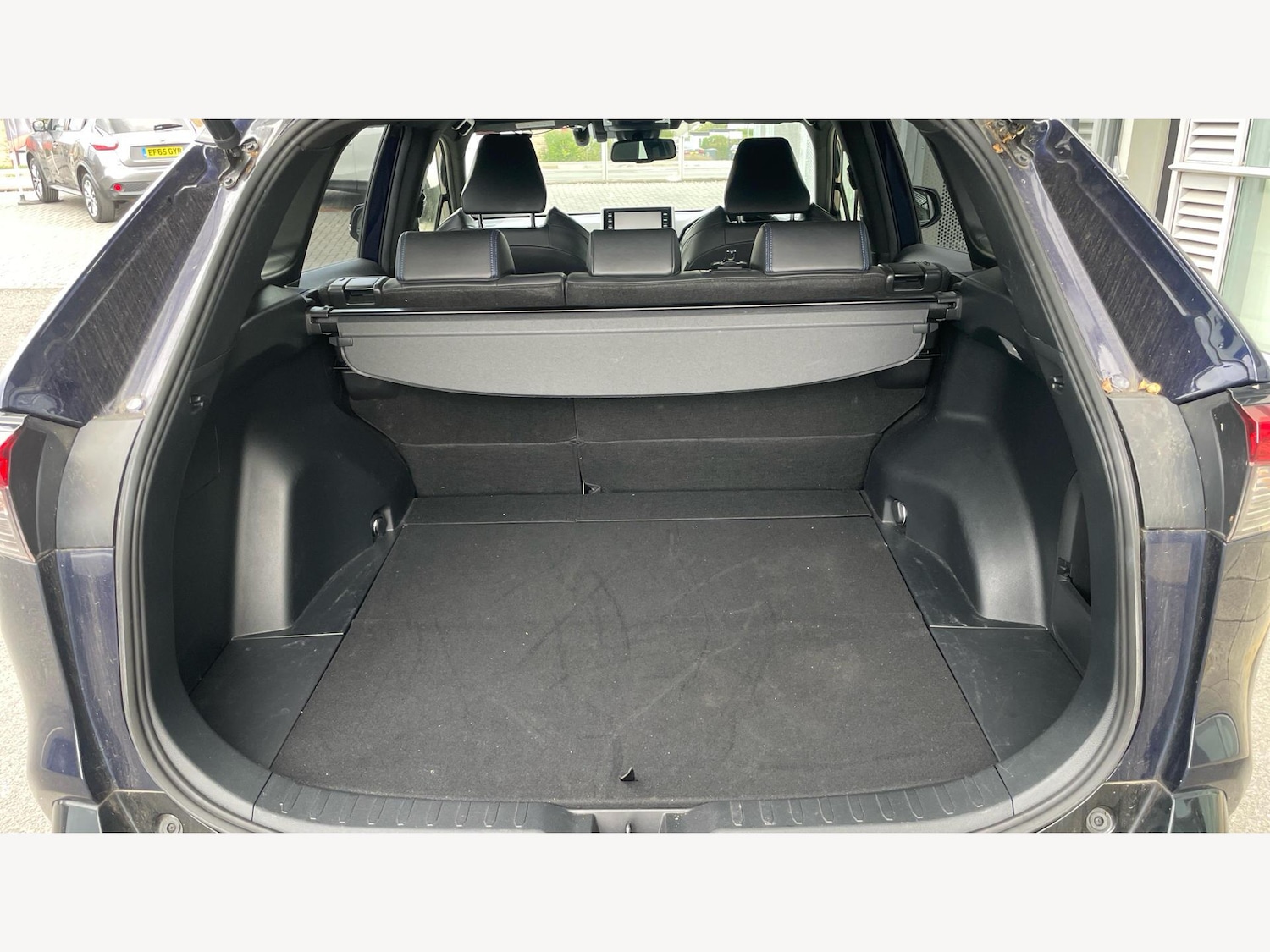 Used Toyota RAV4 2019 for sale - 76688929: Photo 35