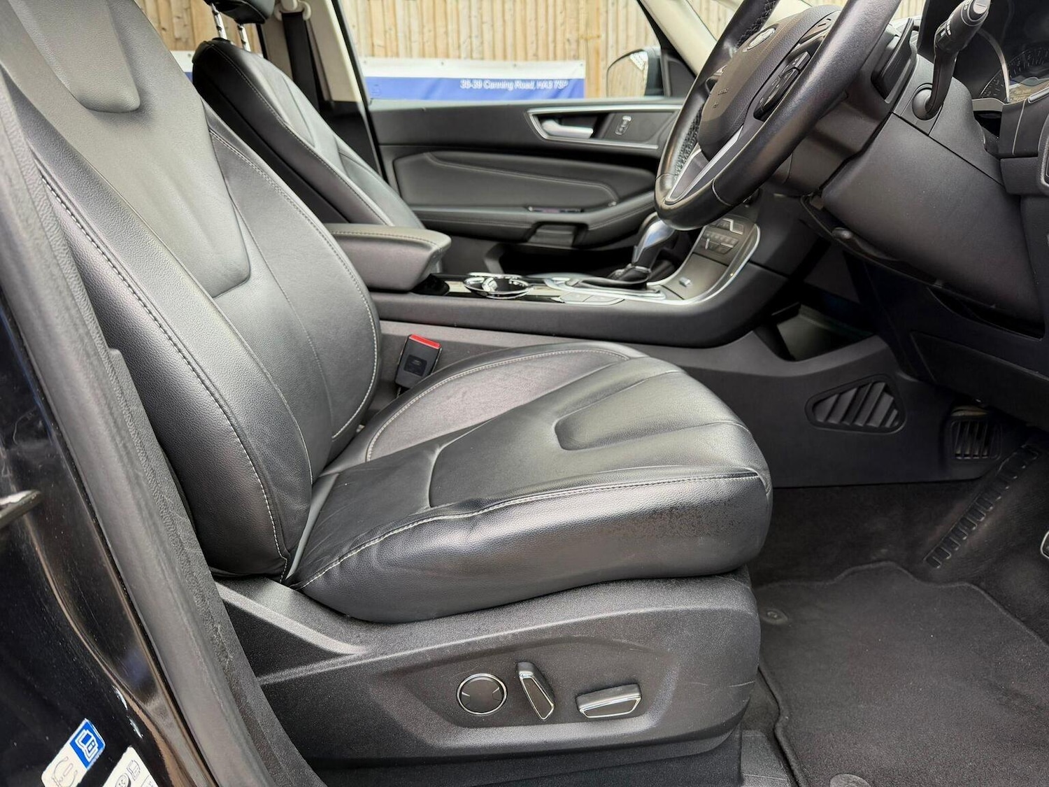 Used Ford S-Max 2015 for sale - 76769547: Photo 11