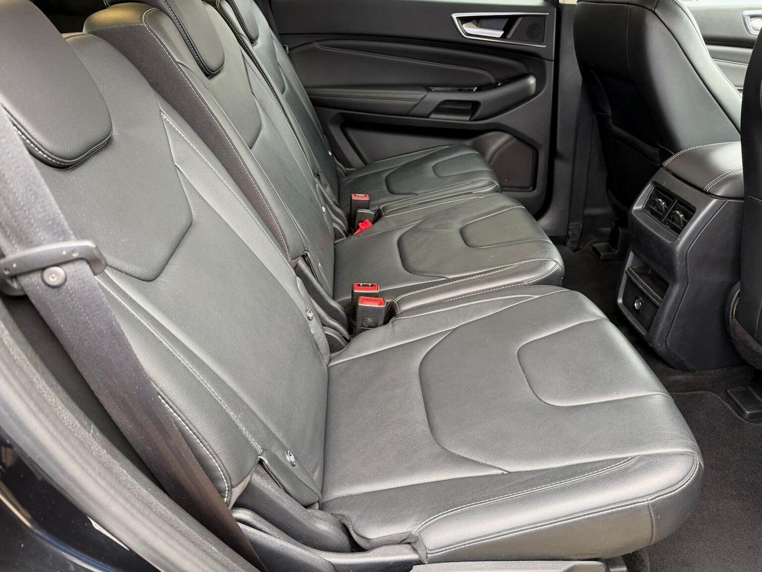 Used Ford S-Max 2015 for sale - 76769547: Photo 12