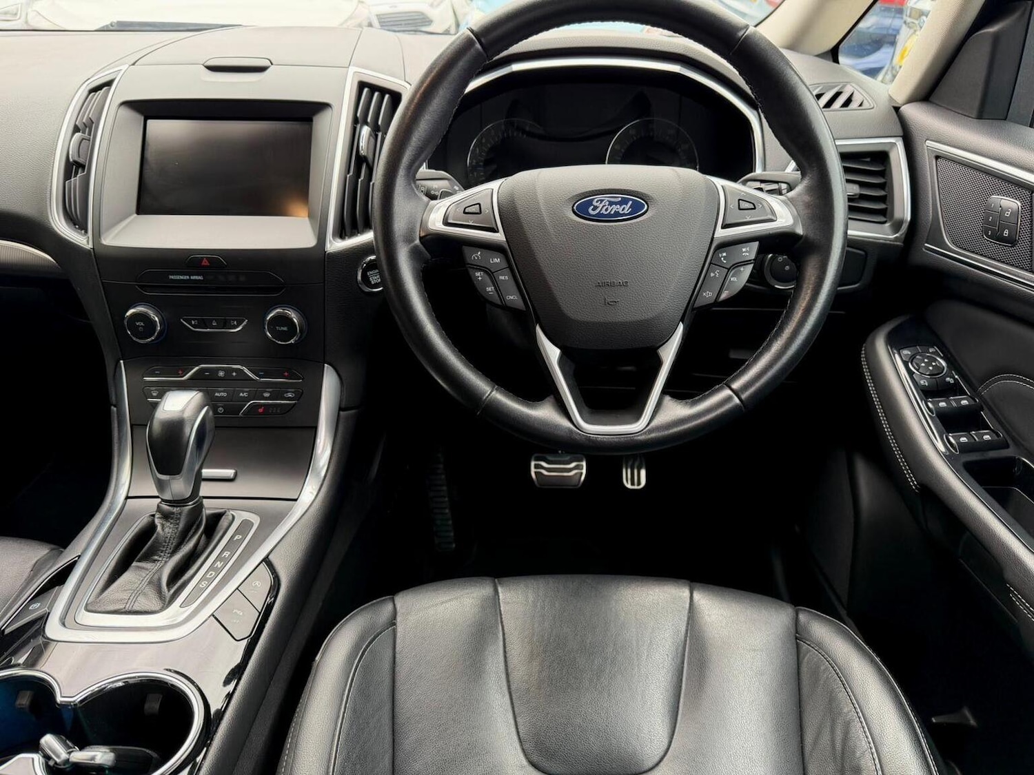 Used Ford S-Max 2015 for sale - 76769547: Photo 26