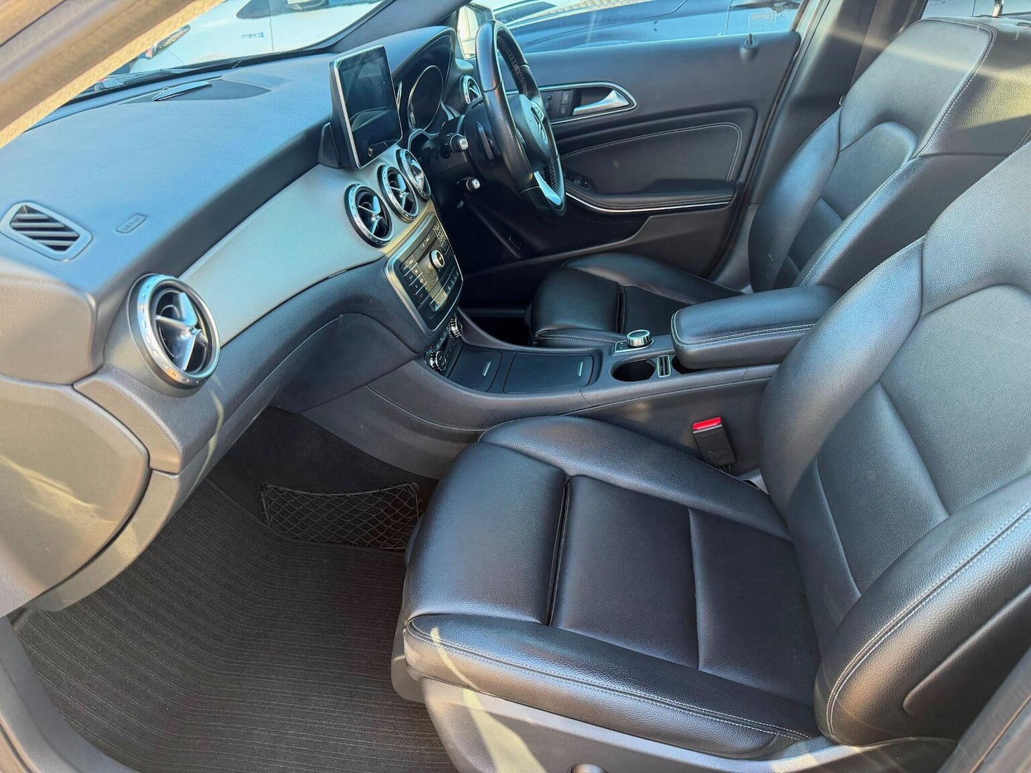 Used Mercedes-Benz GLA 2016 for sale - 77056609: Photo 16