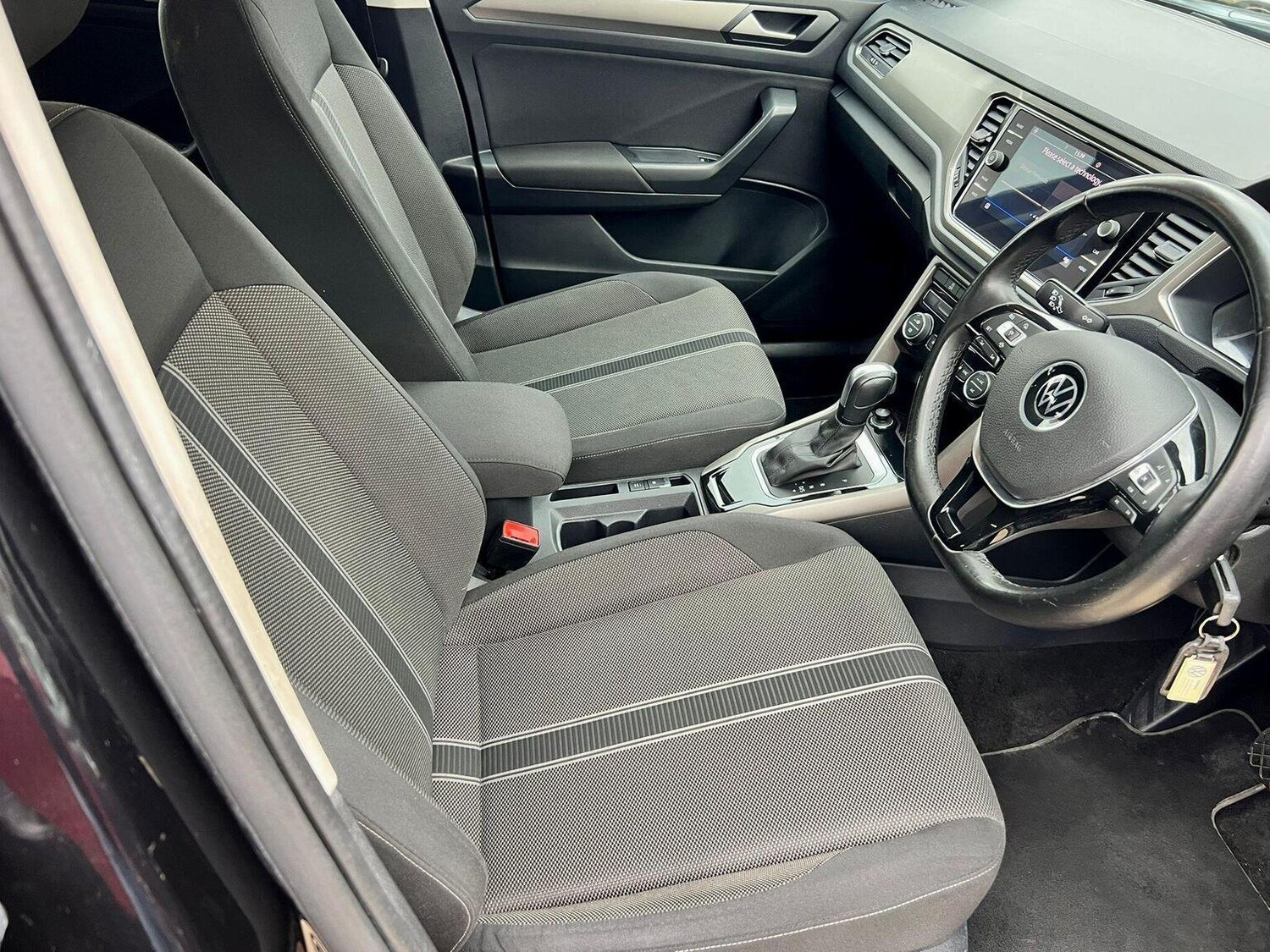 Used Volkswagen T-Roc 2021 for sale - 76541590: Photo 13