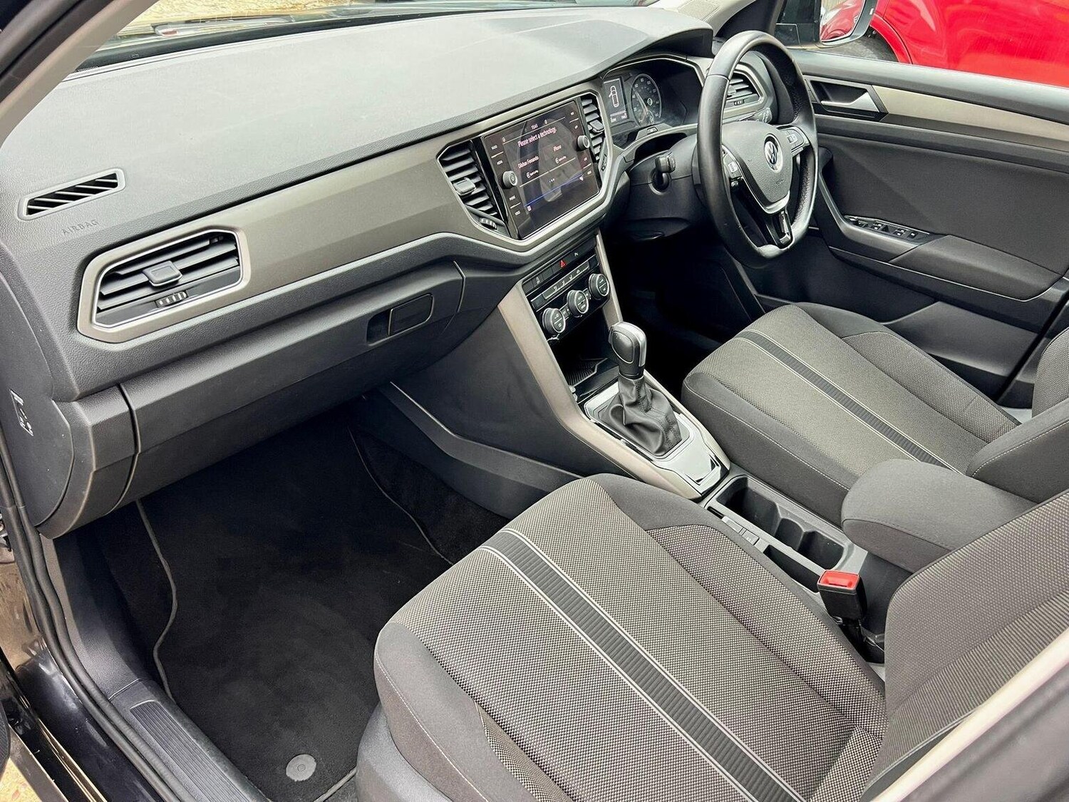 Used Volkswagen T-Roc 2021 for sale - 76541590: Photo 15