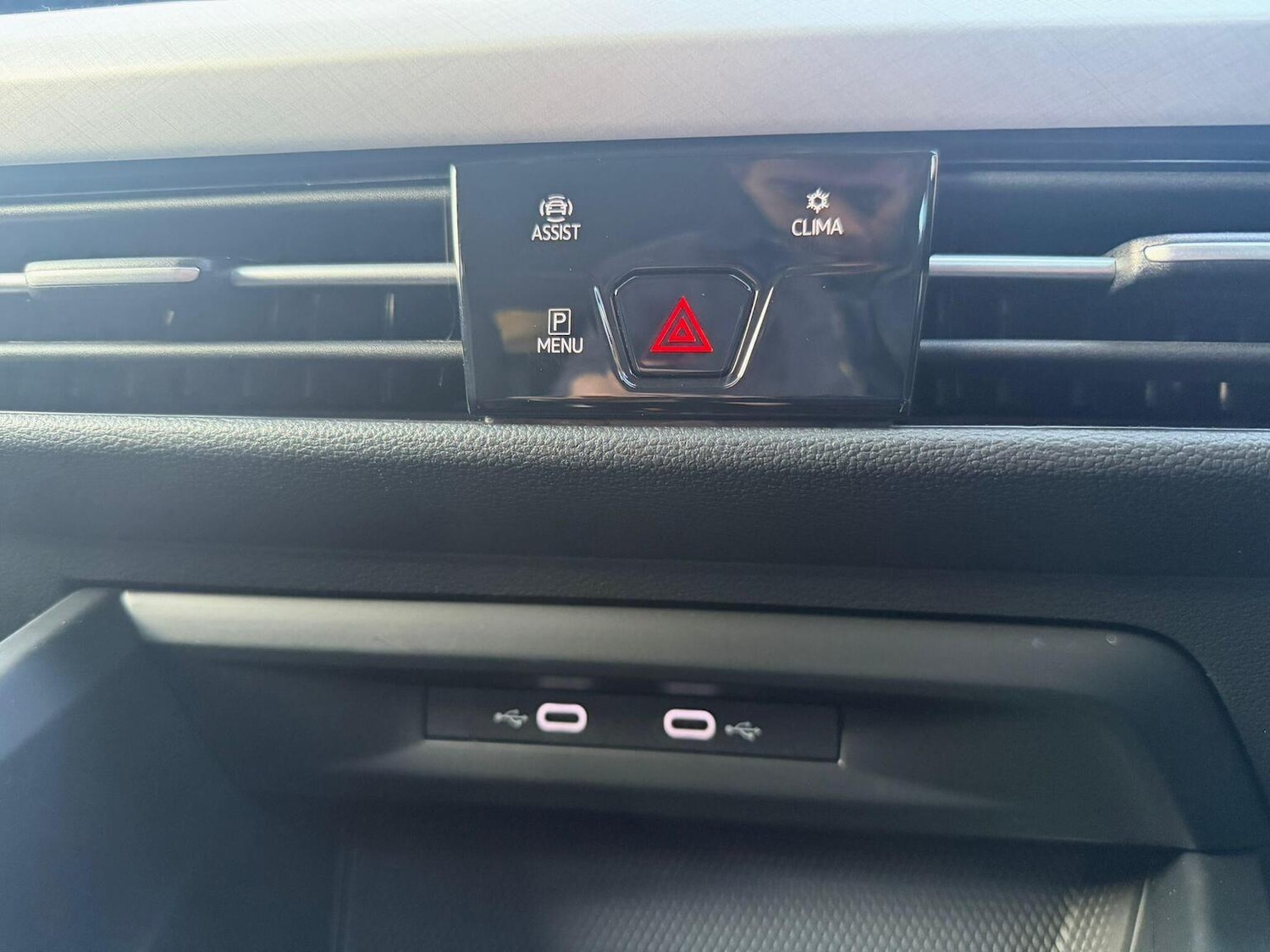 Used Volkswagen Golf 2021 for sale - 76751875: Photo 28