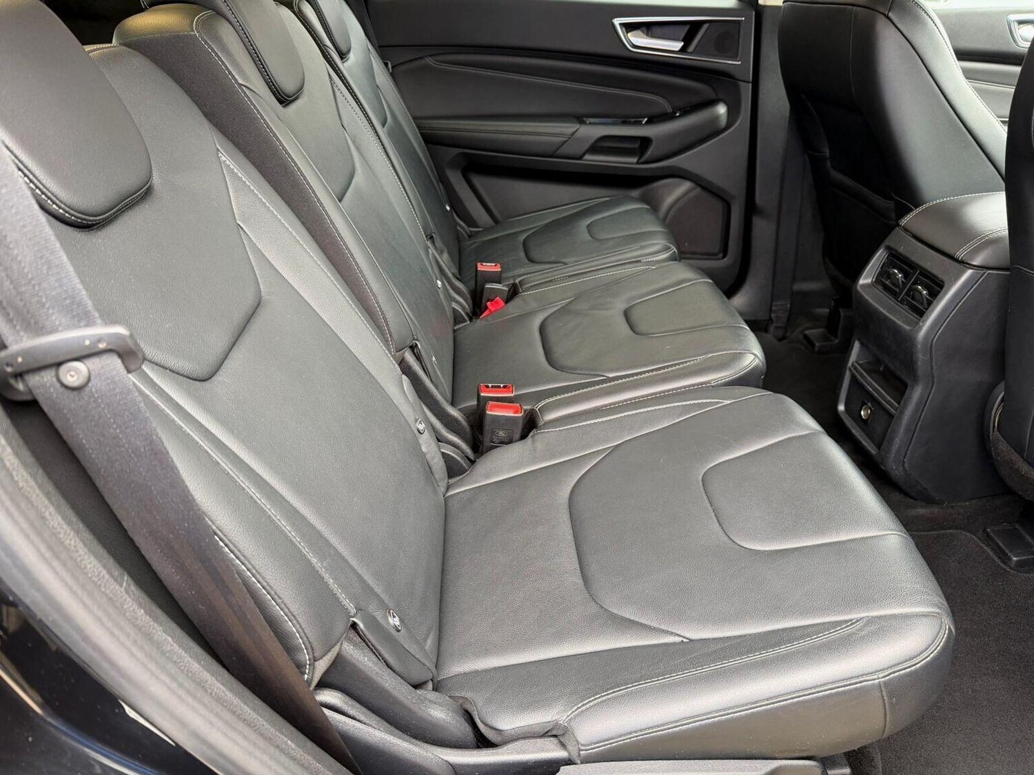 Used Ford S-Max 2015 for sale - 76541568: Photo 12